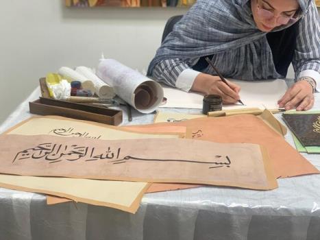نمایشگاهی از خوشنویسی معلی در فرهنگسرای اندیشه