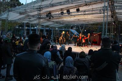 ایوب خان میهمان جشنواره نمایش های آیینی و سنتی شد