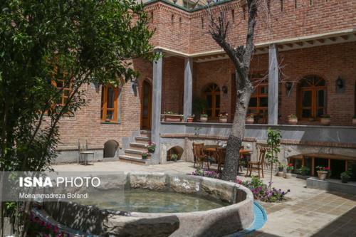 نقاط وصل مدرنیته و معماری ایران بررسی می شود